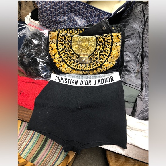 Versace Iconic 1990s Purse Velvet material - Picture 12 of 12